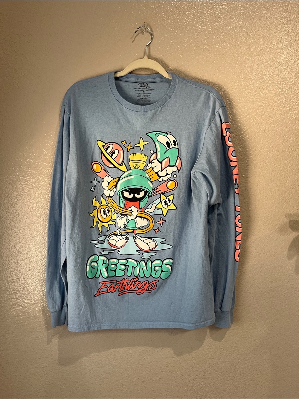 Warner Bros. Looney Tunes Light Blue Graphic Tee Tag Sz M Cotton Casual TC0009